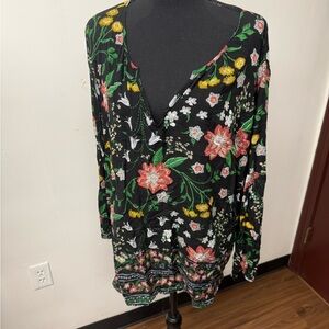 Old Navy Black Floral Print Blouse Size XXL